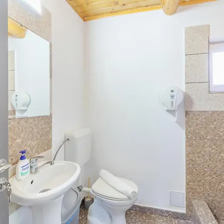 7 Crai - Baciu Chaletu Zărneşti